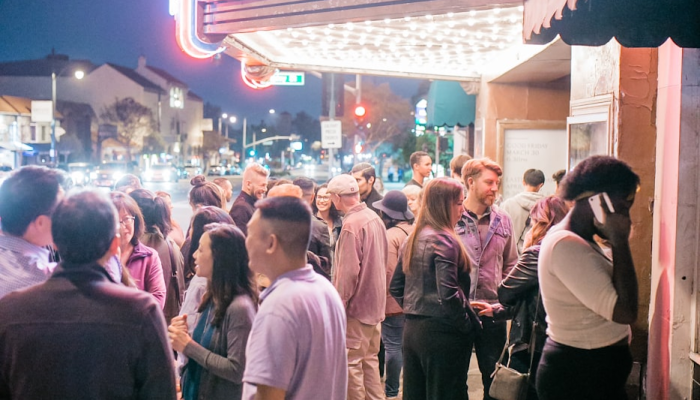 美国人评福西最新疫情